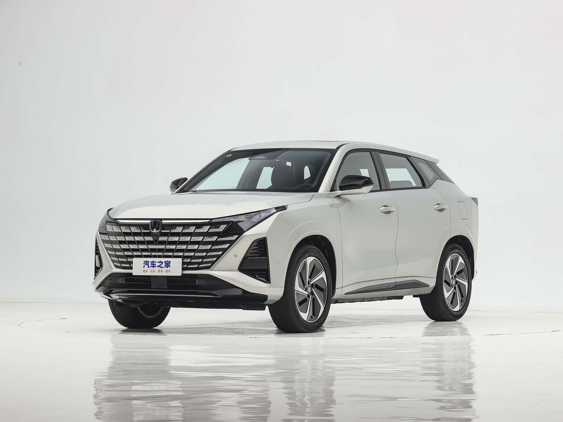 UNI-Z · 2026 PHEV · الهيكل الخارجي · 1