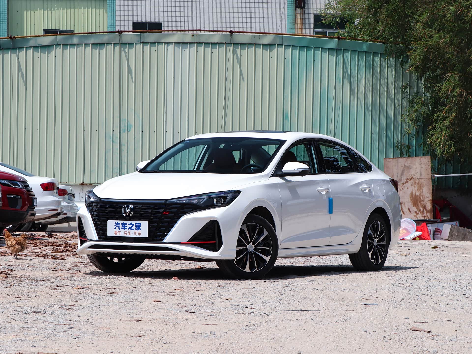 Eado PLUS · Кузов · 1
