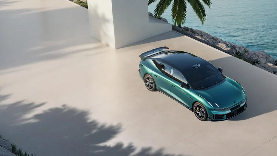 Lynk & Co 10+