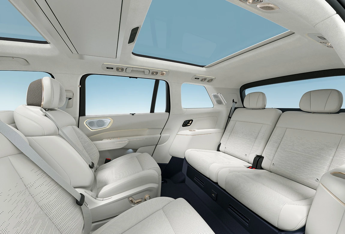 Lynk & Co 900 Six-seat — معرض الصور 3