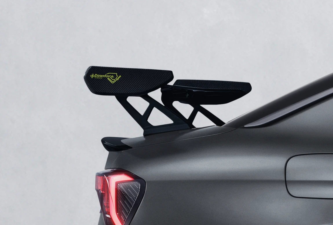 Lynk & Co 03+ — Gallery 7