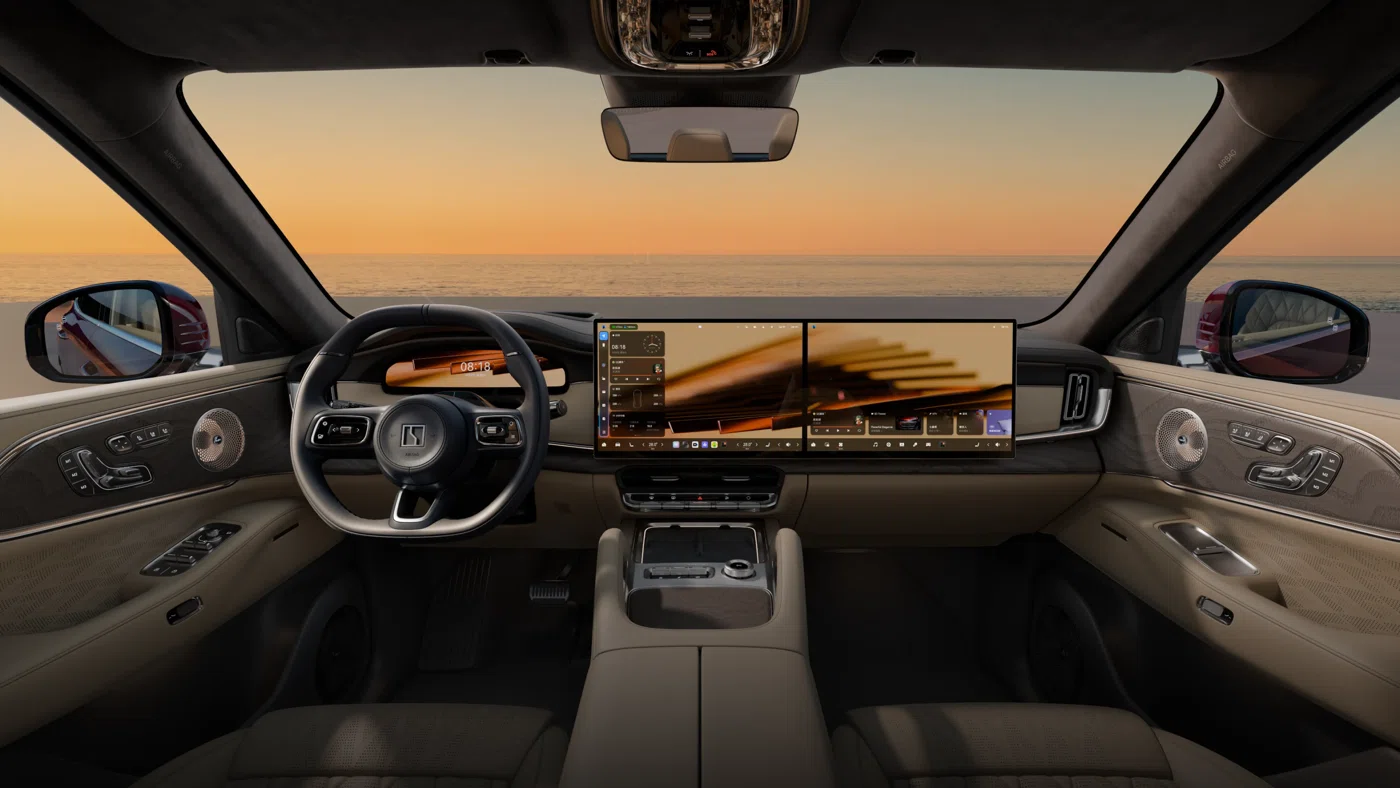 ZEEKR 8X reference cockpit