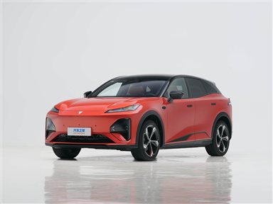 DEEPAL S07 Front three-quarter