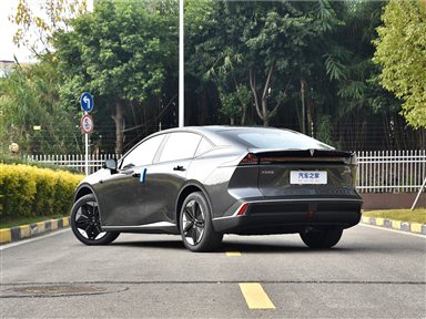 DEEPAL SL03 Rear three-quarter